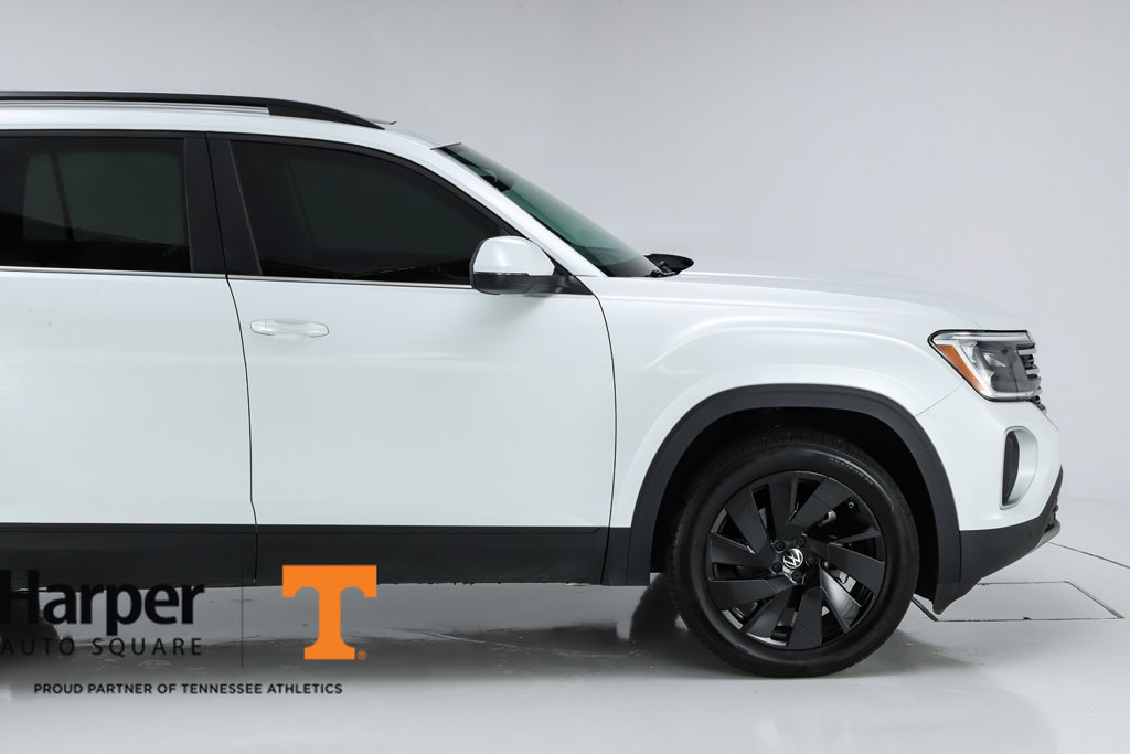 Used 2026 Volkswagen Atlas SE w/ Panoramic Sunroof Package AWD/4WD image 12