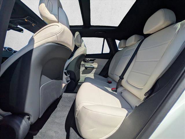 Used 2026 Mercedes-Benz GLC 300 4MATIC image 20