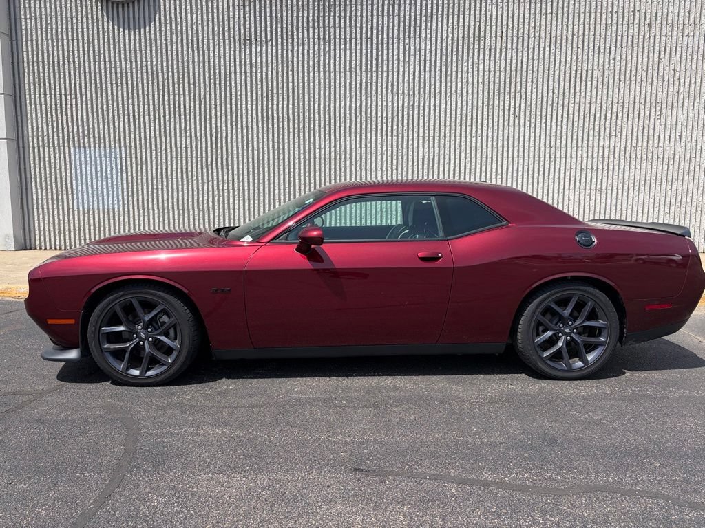 Used 2023 Dodge Challenger R/T w/ Blacktop Package RWD image 2