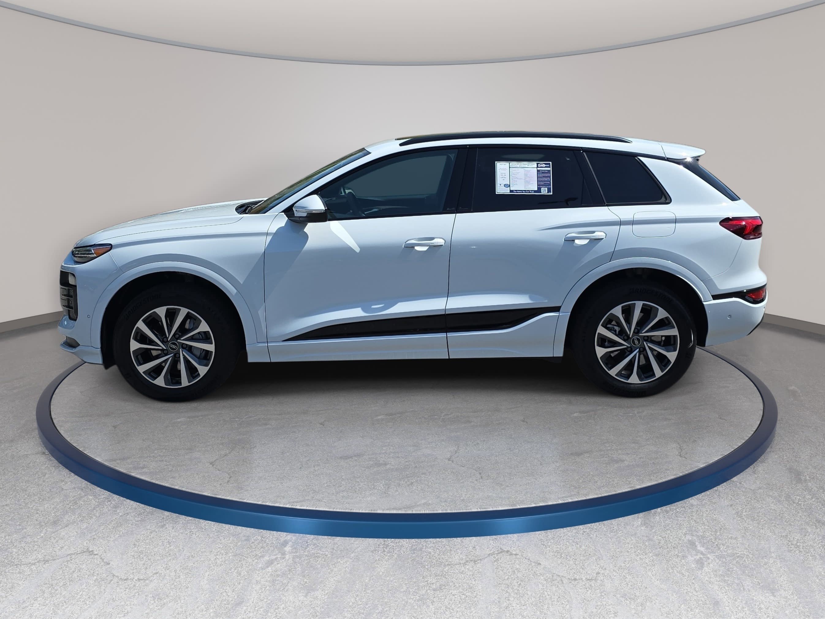 Certified 2025 Audi Q6 e-tron Premium Plus w/ Premium Plus image 8