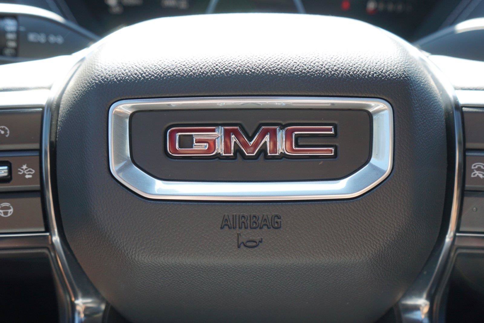 Used 2025 GMC Yukon AT4 Ultimate AWD/4WD image 15