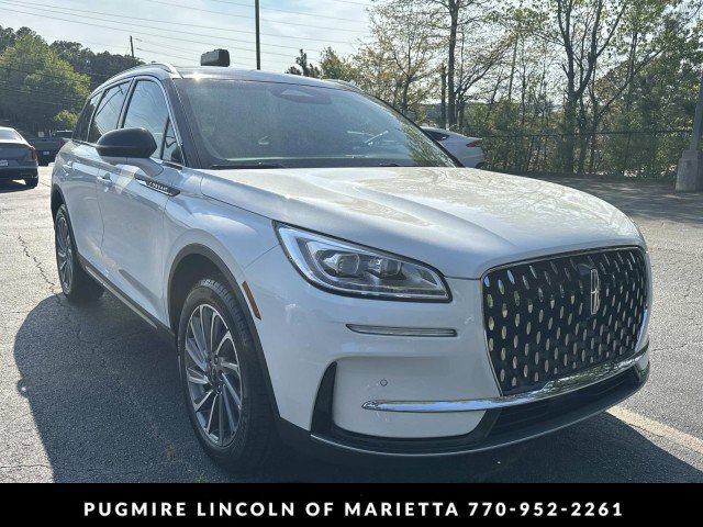 Used 2023 Lincoln Corsair Reserve w/ Equipment Group 201A image 3