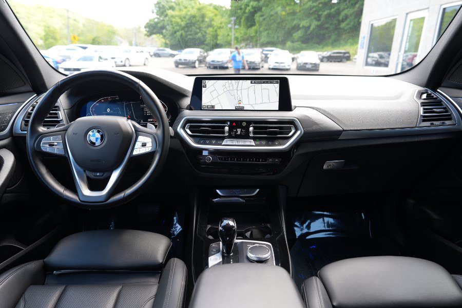 Used 2024 BMW X3 xDrive30i w/ Convenience Package AWD/4WD image 16