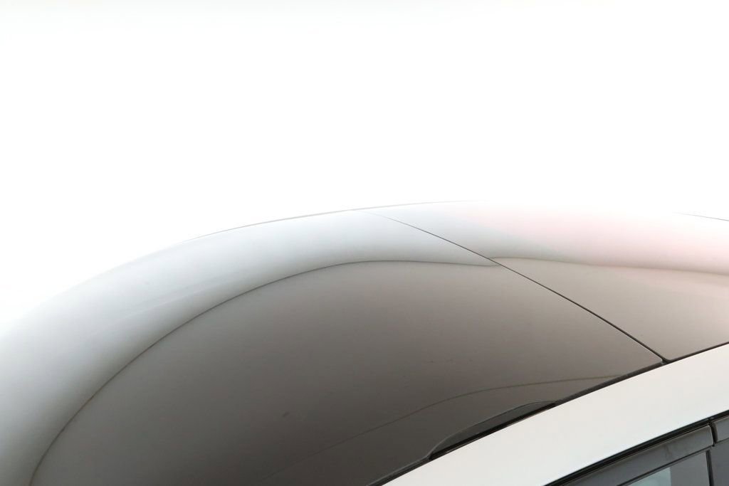 Used 2023 Lucid Air Touring image 8