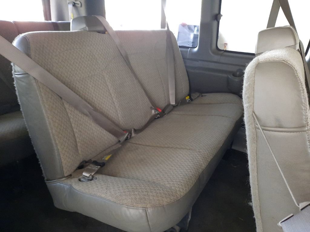 Used 2014 Chevrolet Express 2500 LS RWD image 17