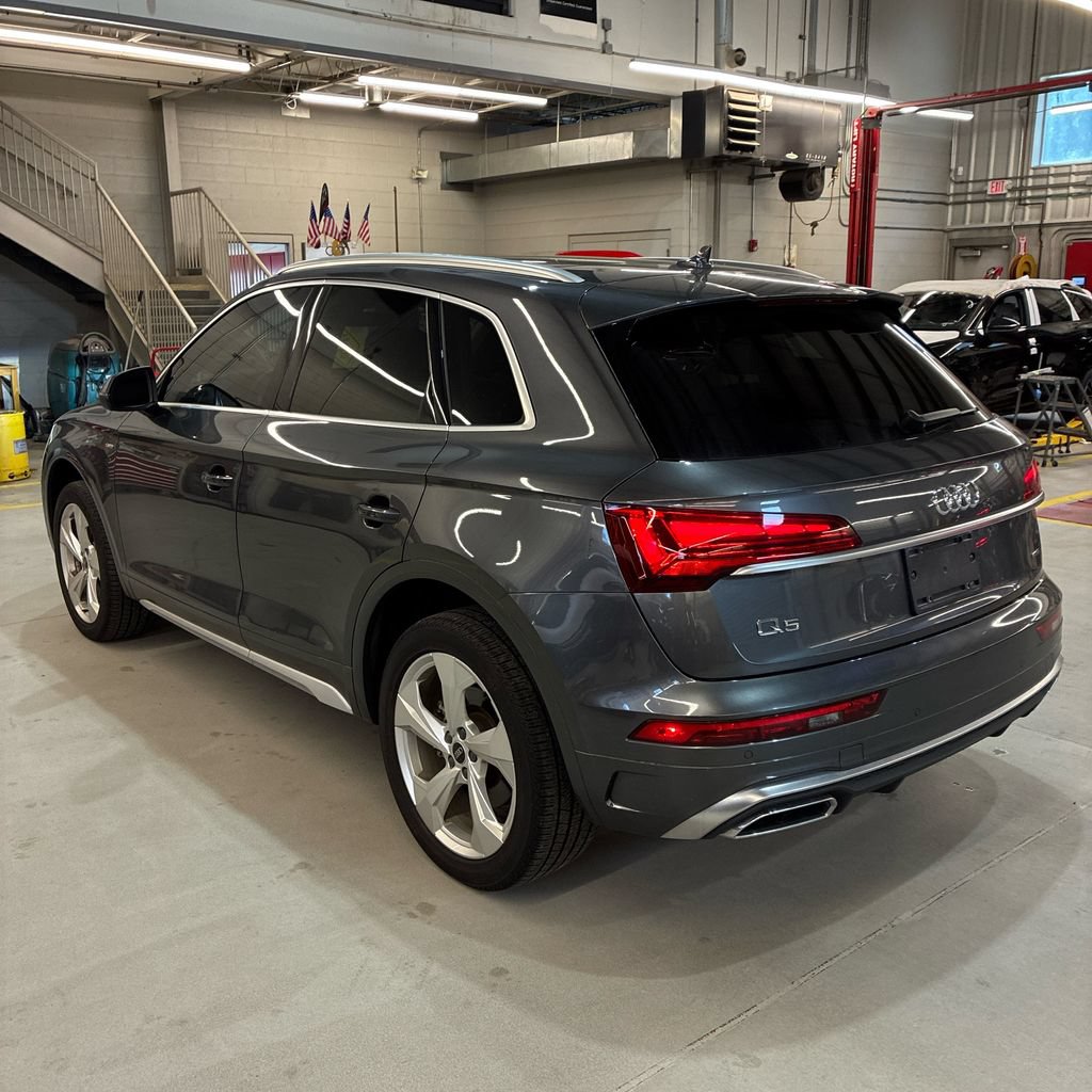 Used 2024 Audi Q5 2.0T Premium Plus w/ Premium Plus Package AWD/4WD image 4