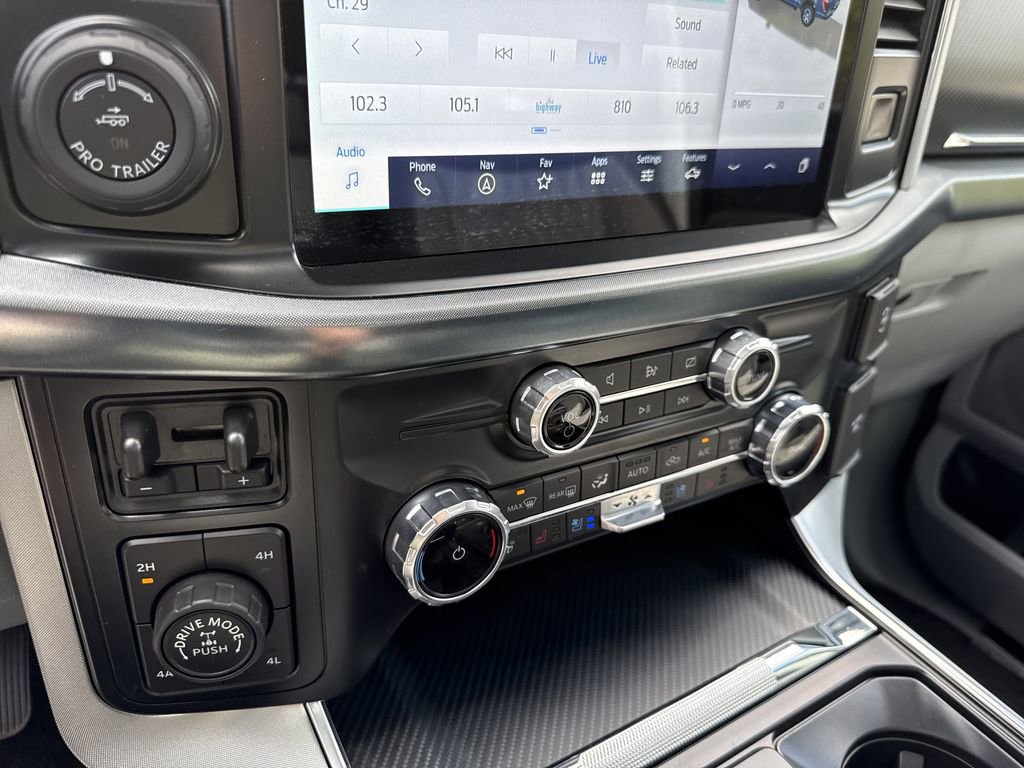 Used 2022 Ford F150 Limited image 28