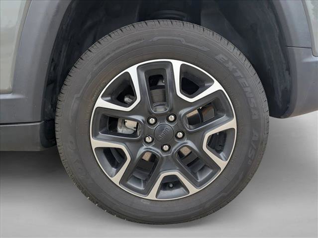 Used 2020 Jeep Compass Trailhawk w/ Safety & Security Group AWD/4WD image 26