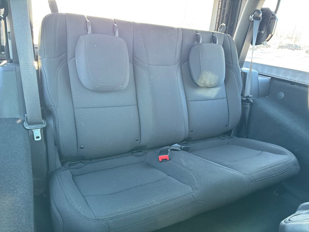 Certified 2022 Jeep Wrangler Sport image 29