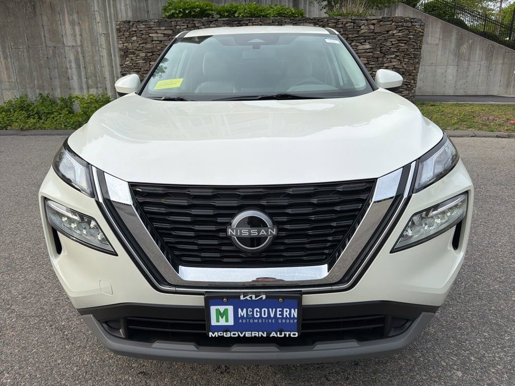Used 2023 Nissan Rogue SV AWD/4WD image 9
