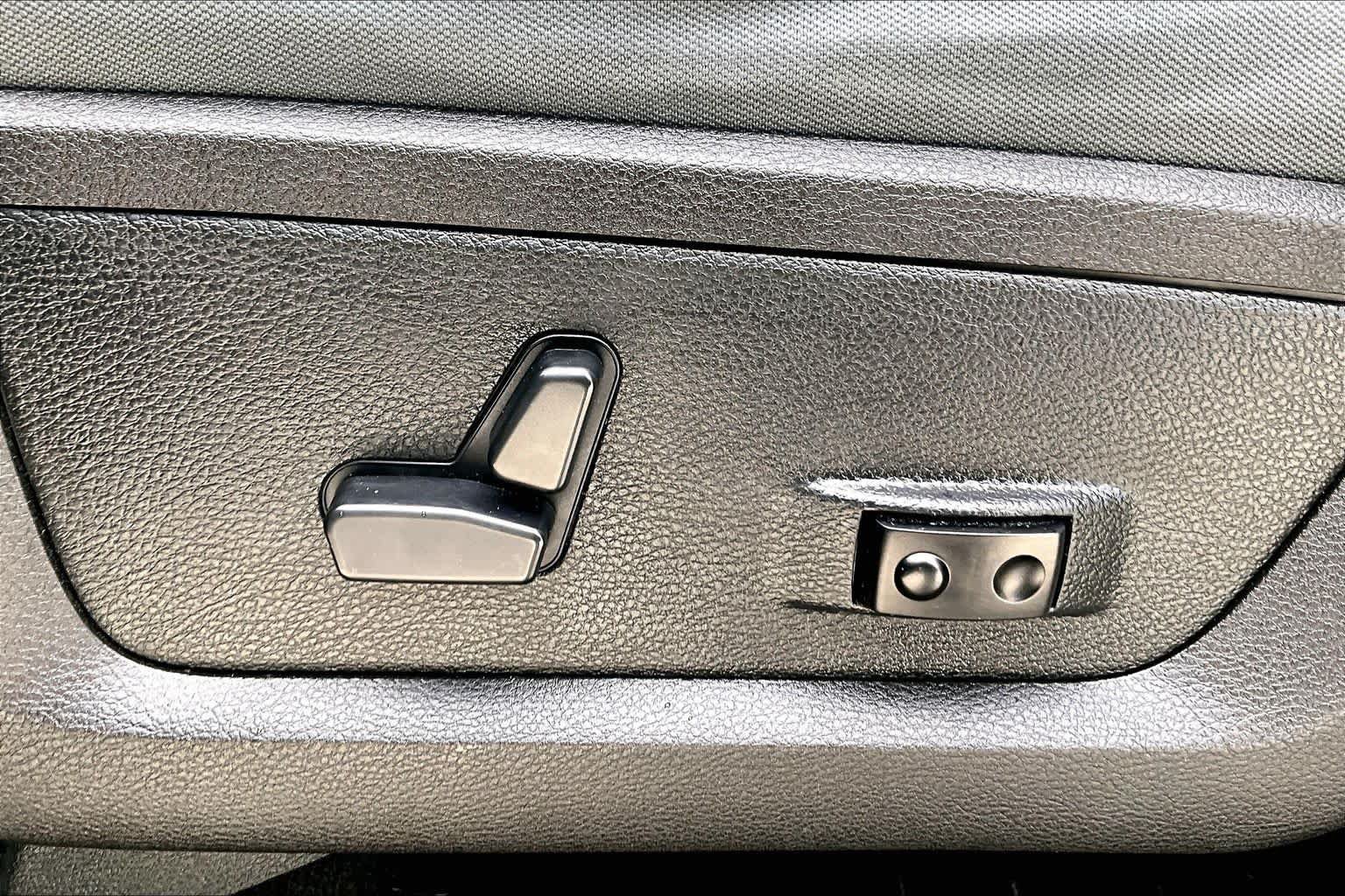 Used 2017 RAM 1500 Lone Star RWD image 29