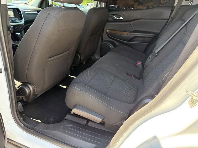 Used 2018 GMC Acadia SLE image 20