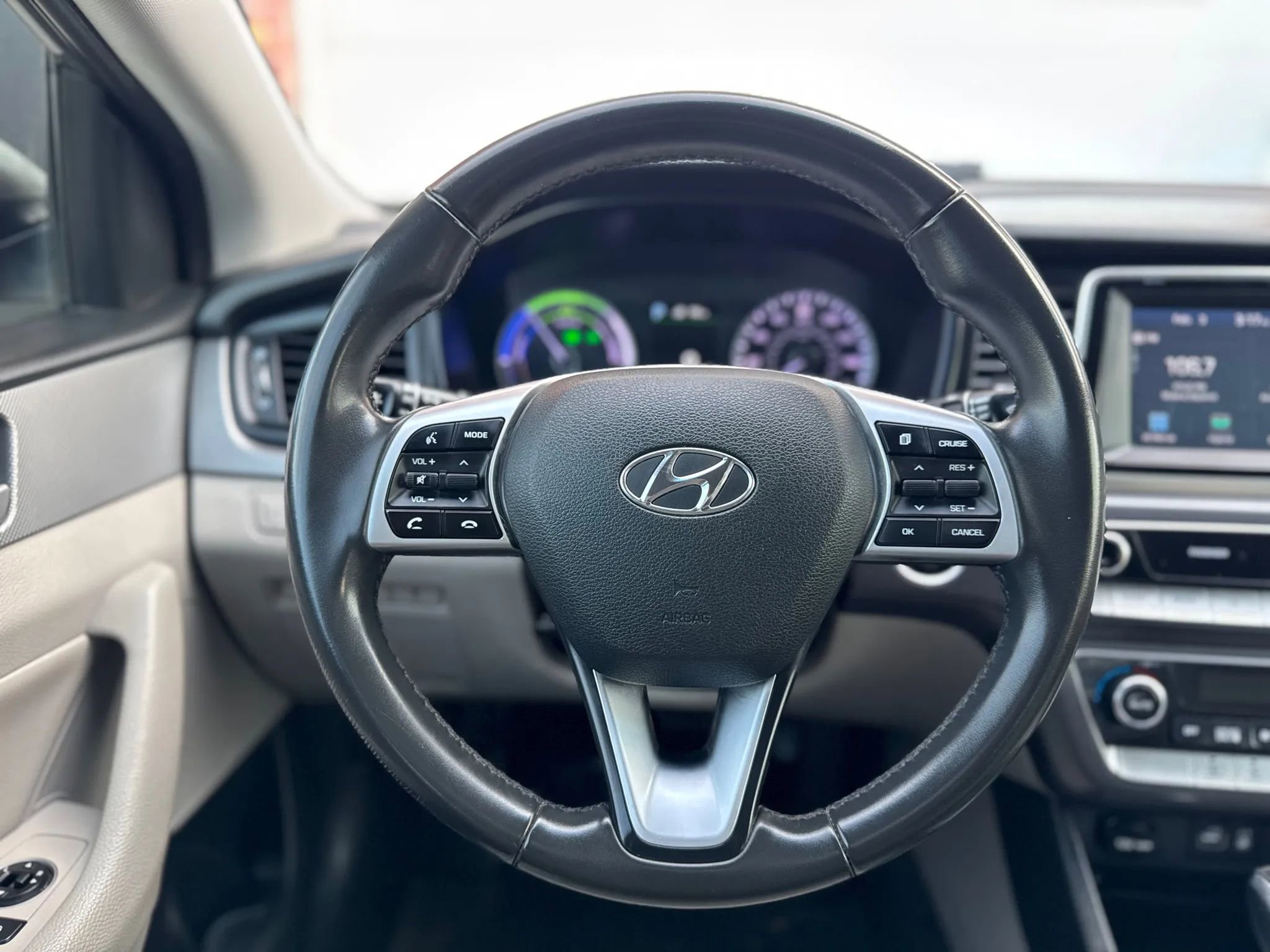 Used 2018 Hyundai Sonata SE FWD image 13