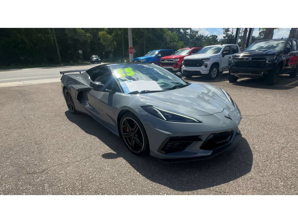 Used 2025 Chevrolet Corvette Stingray Premium Conv w/ Z51 Performance Package RWD image 8