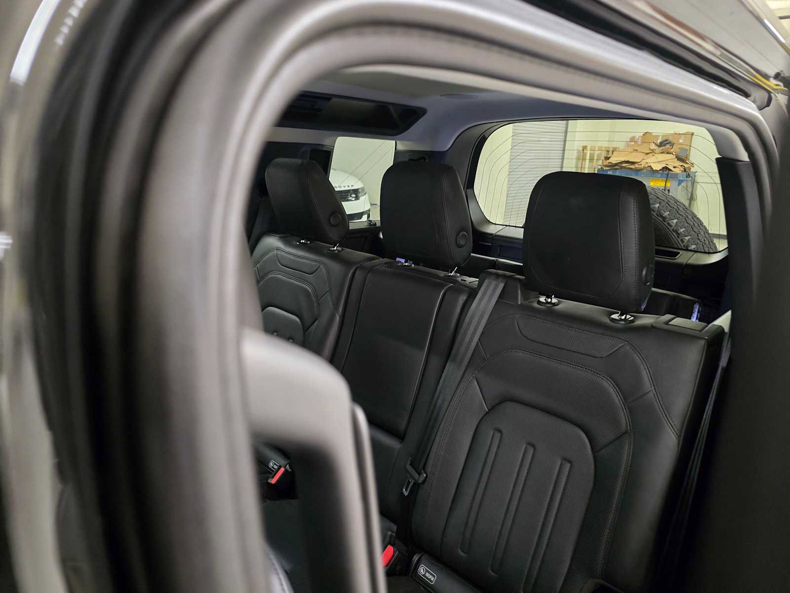 Used 2020 Land Rover Defender 110 HSE image 20