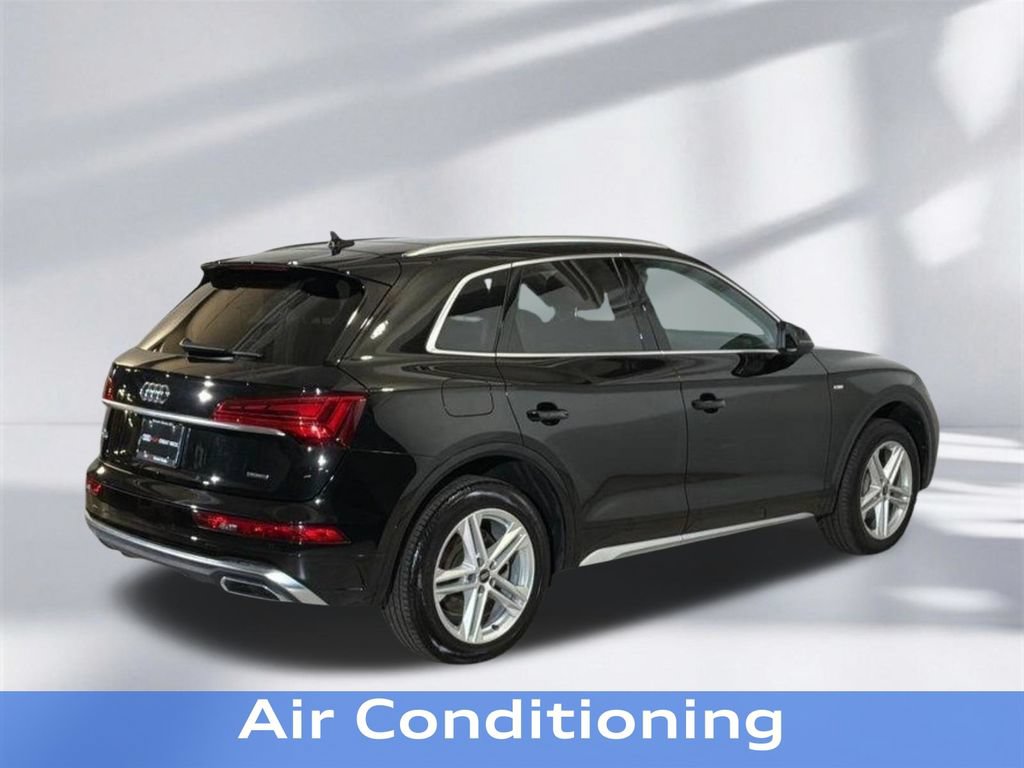 Used 2023 Audi Q5 e Premium w/ Convenience Package AWD/4WD image 9