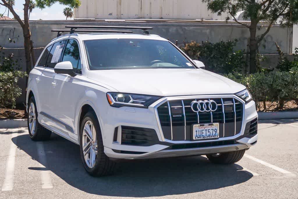 Used 2023 Audi Q7 3.0T Premium Plus w/ Premium Plus Package AWD/4WD image 3