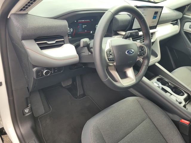 Used 2026 Ford Explorer Active image 9
