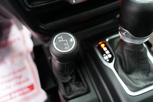 Used 2021 Jeep Gladiator Willys image 14