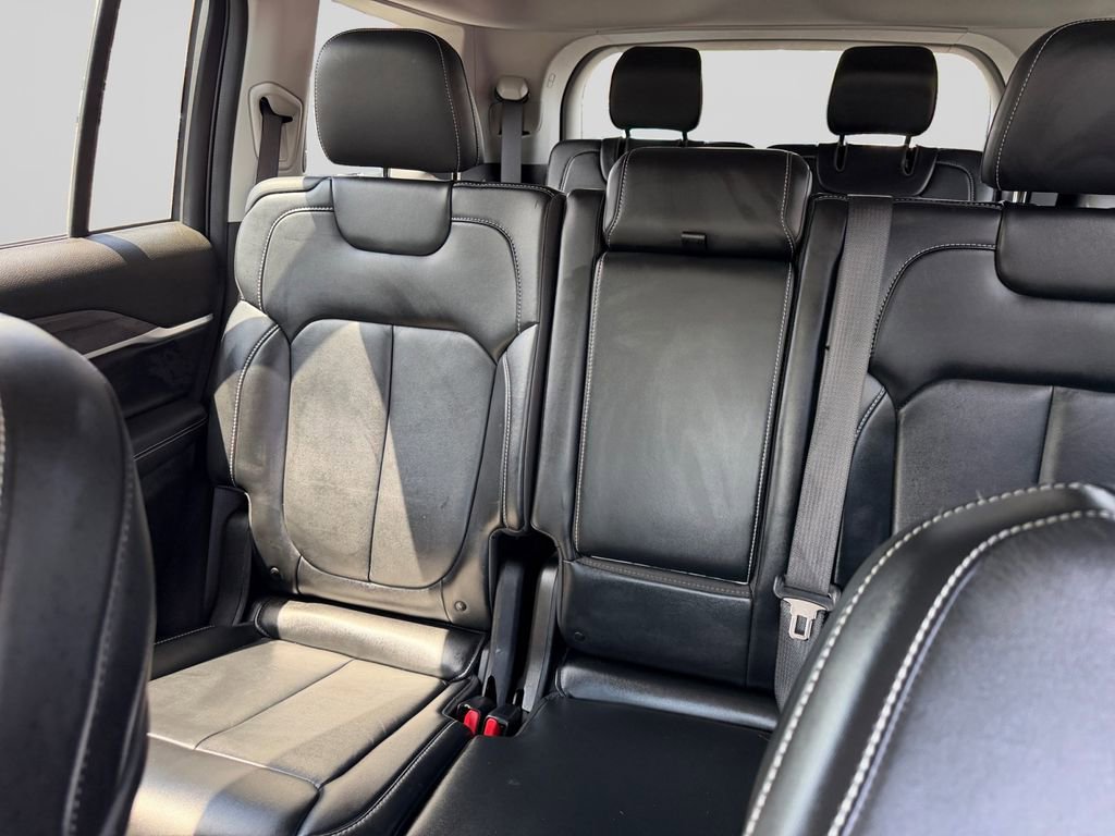 Certified 2021 Jeep Grand Cherokee L Limited image 16