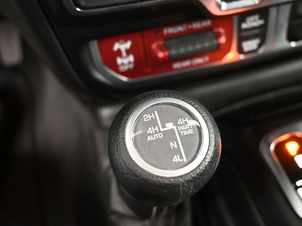 Used 2024 Jeep Wrangler Unlimited Rubicon 4xe image 30