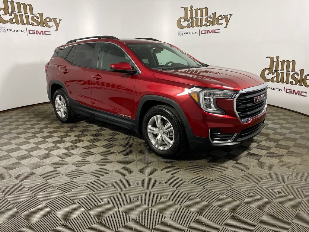 Certified 2023 GMC Terrain SLE w/ Driver Convenience Package FWD image 1