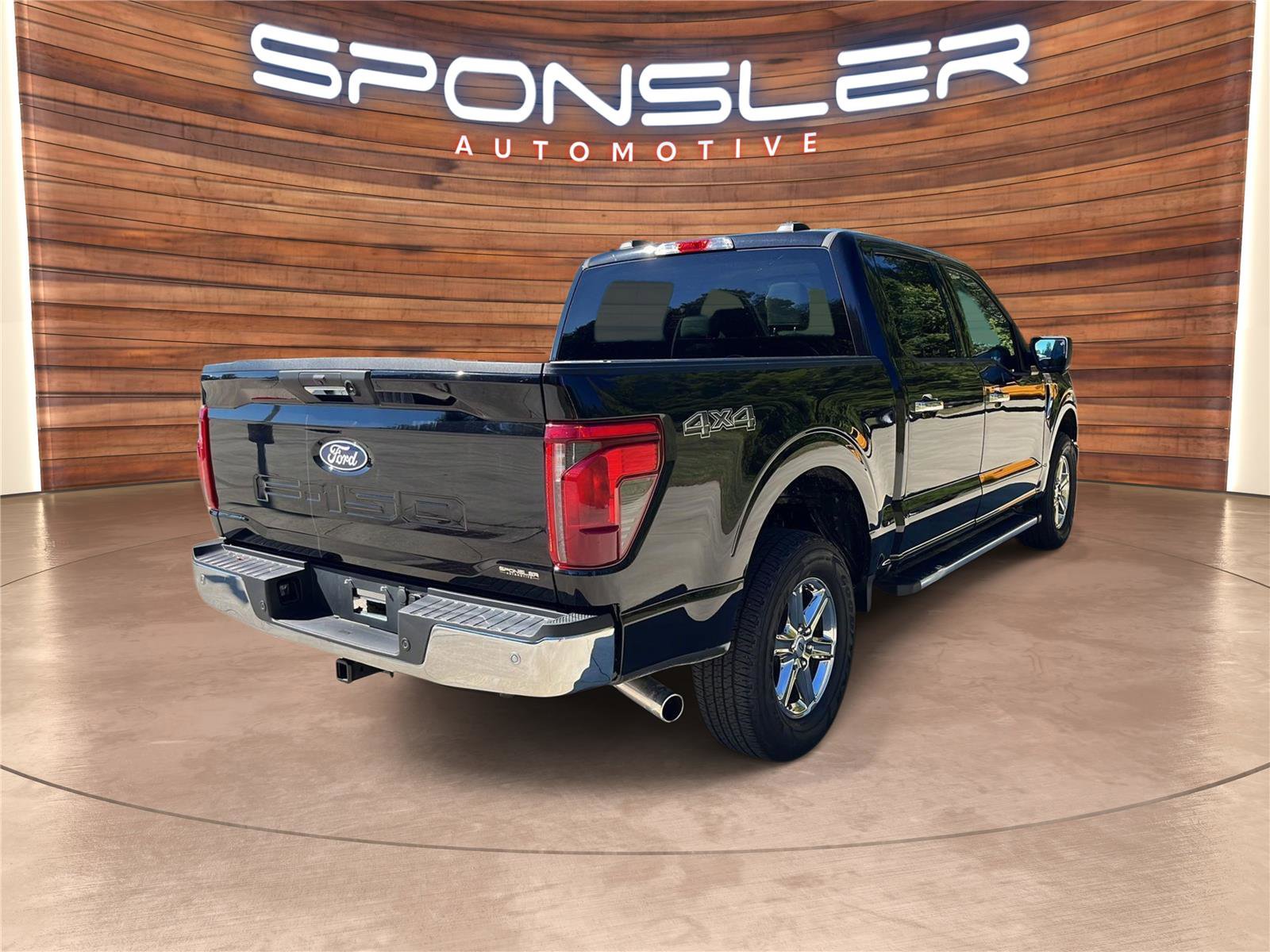Used 2024 Ford F150 XLT image 9