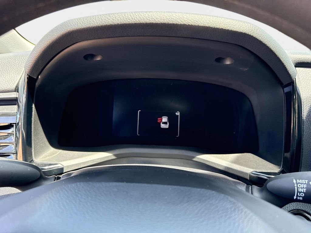 Used 2025 Toyota Camry LE w/ Convenience Package image 26