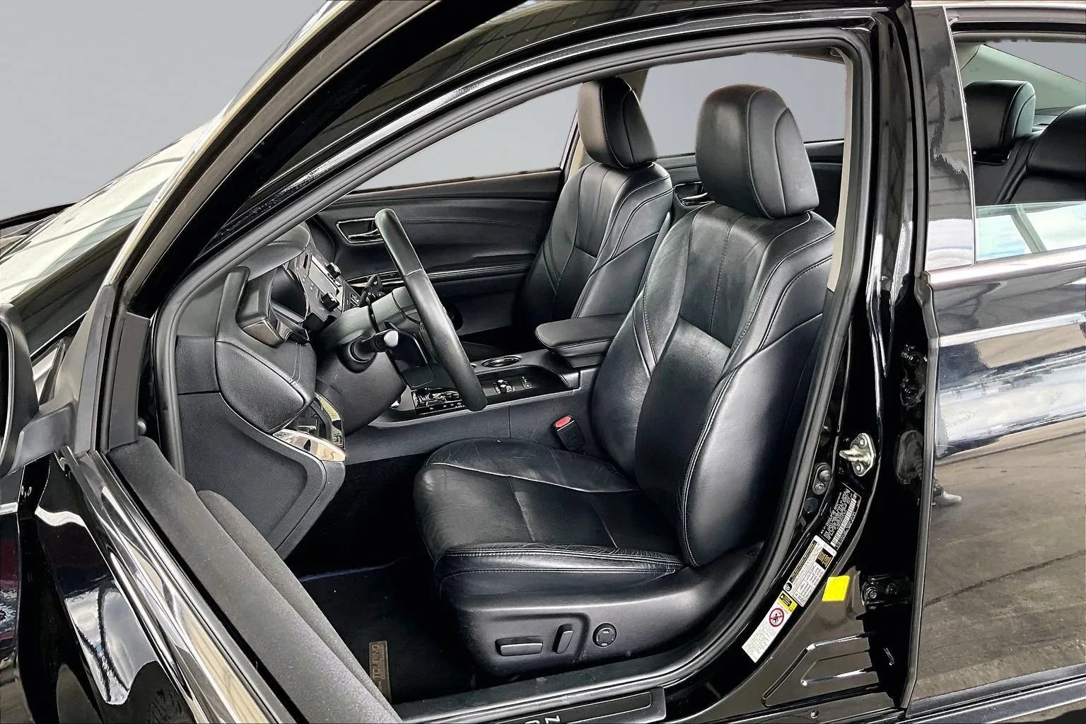 Used 2015 Toyota Avalon XLE Touring Sport Edition FWD image 18