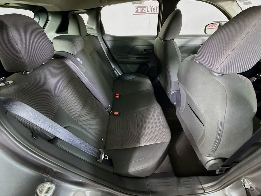 Certified 2025 Nissan Kicks S image 27