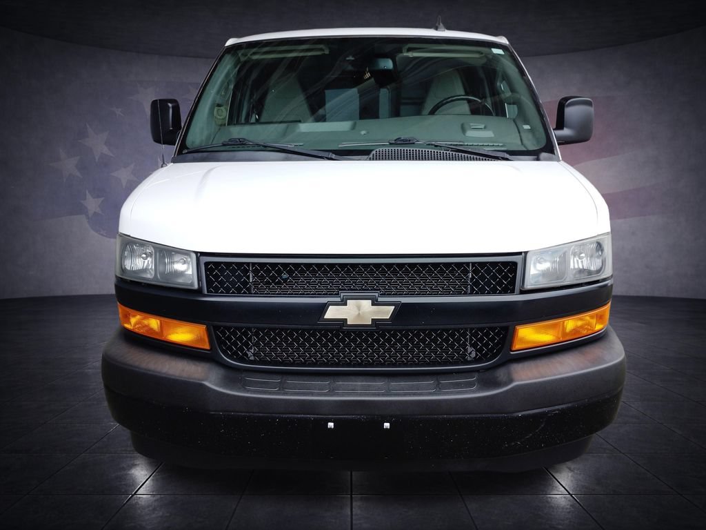 Used 2019 Chevrolet Express 2500 w/ Driver Convenience Package RWD image 8