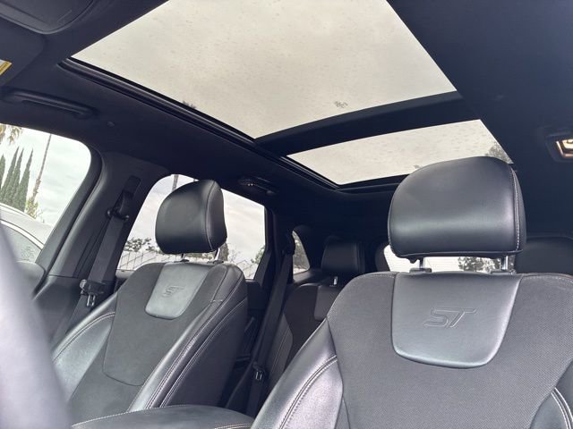 Used 2019 Ford Edge ST w/ Equipment Group 401A image 8