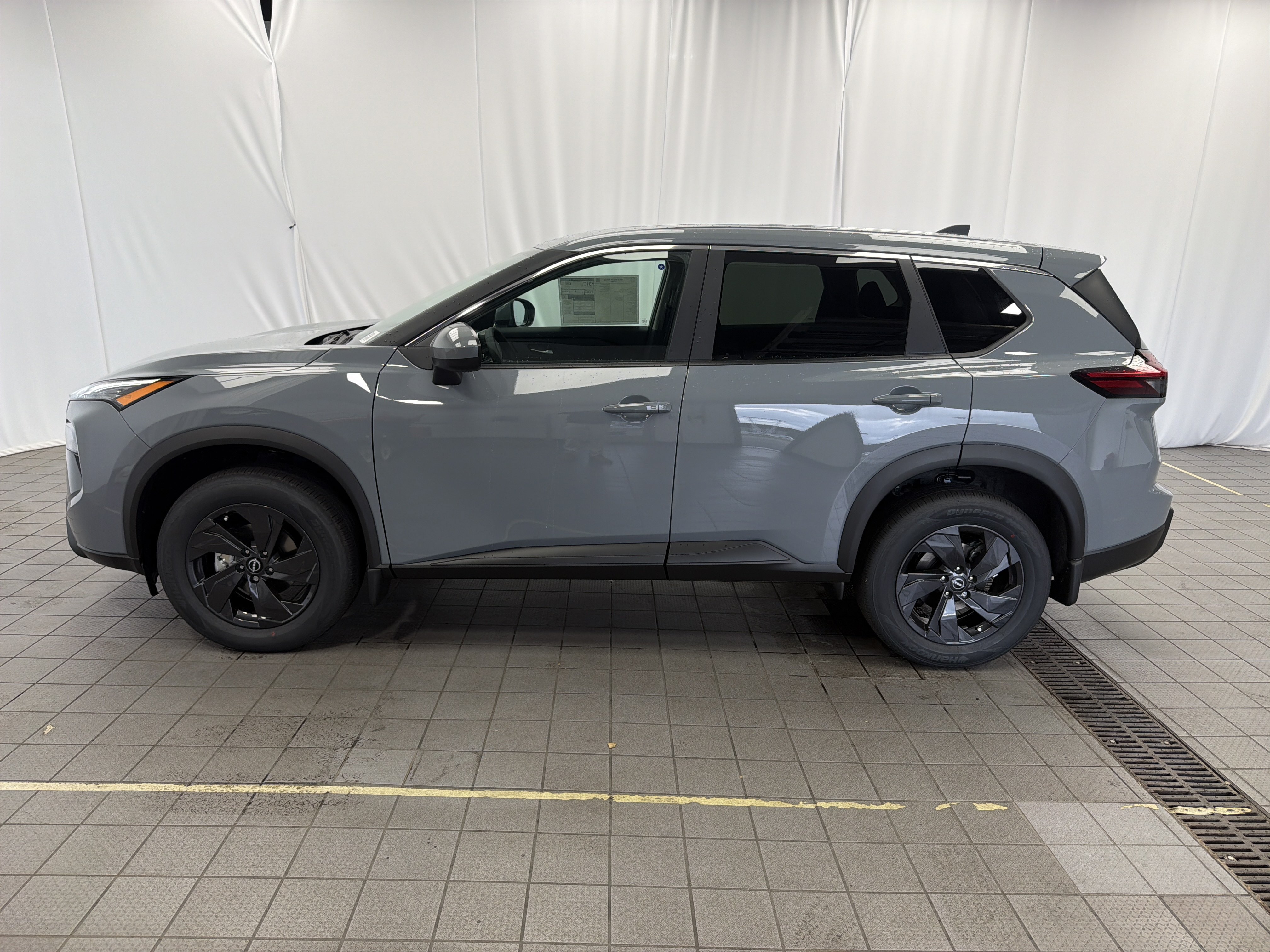 New 2026 Nissan Rogue SV AWD/4WD image 14