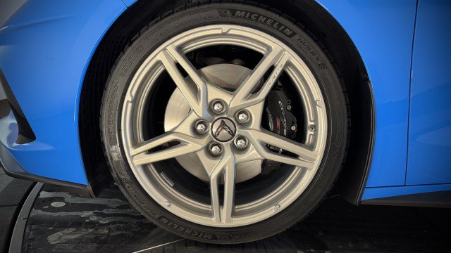 Used 2024 Chevrolet Corvette Stingray Premium Cpe w/ Z51 Performance Package RWD image 30