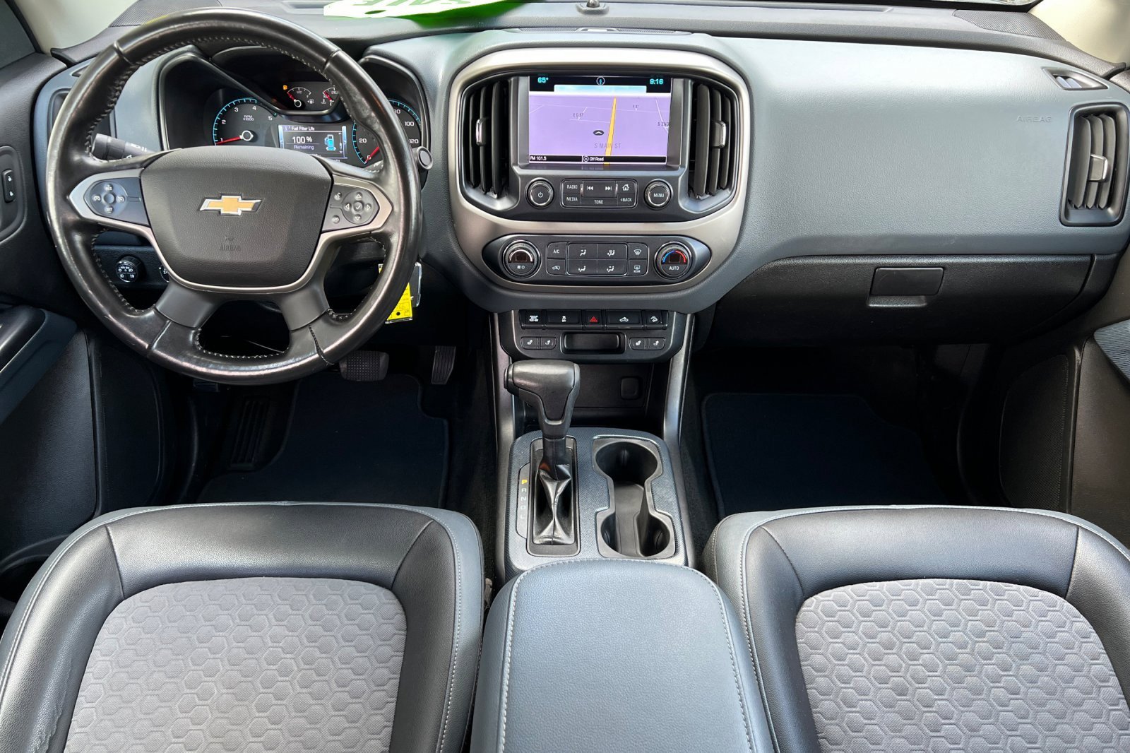 Used 2017 Chevrolet Colorado Z71 image 10