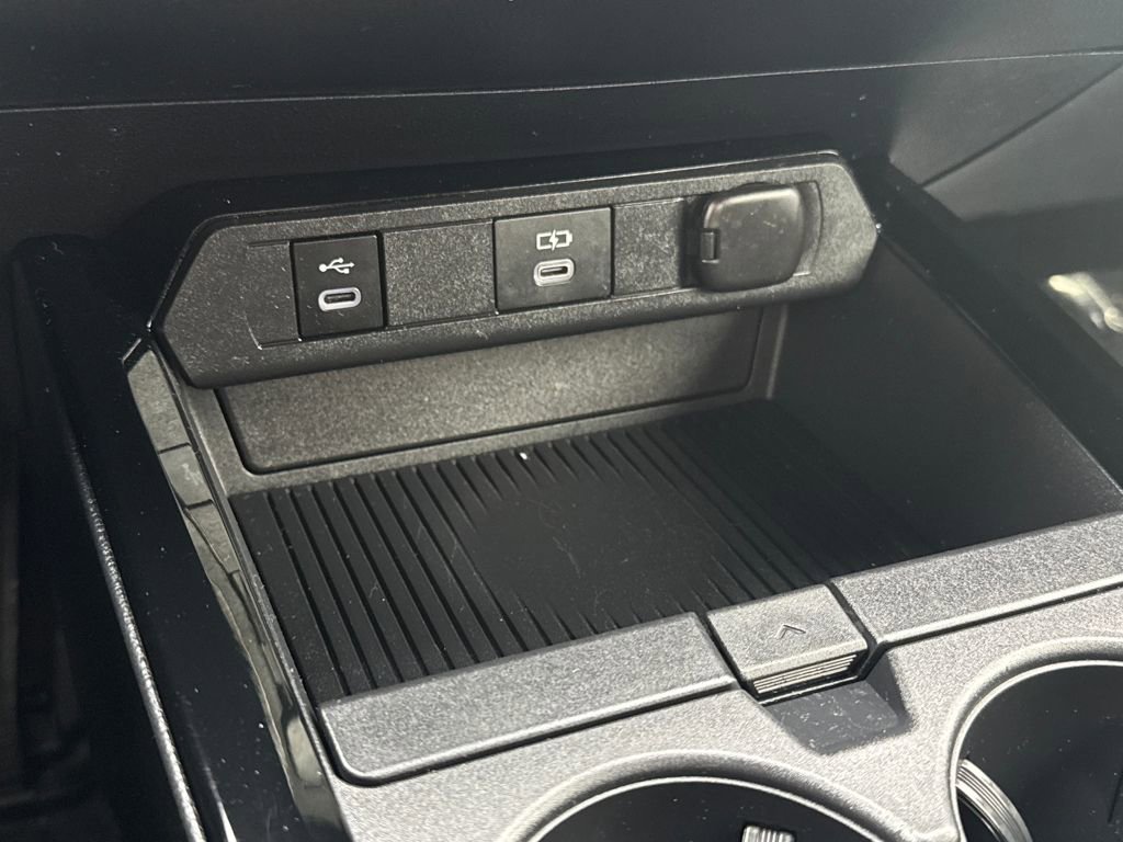 Used 2023 Toyota Prius Prime SE image 23