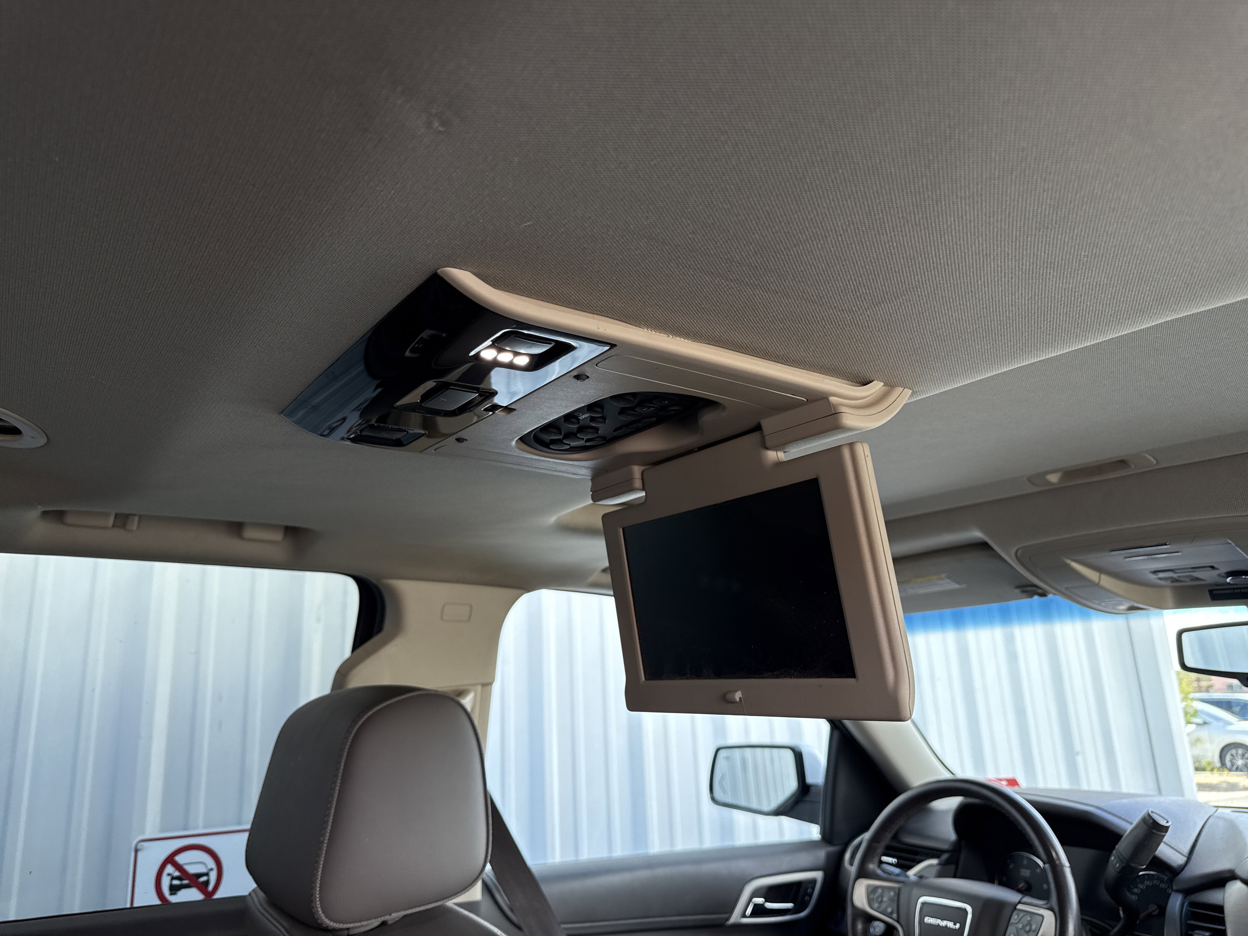 Used 2019 GMC Yukon Denali w/ Open Road Package image 50