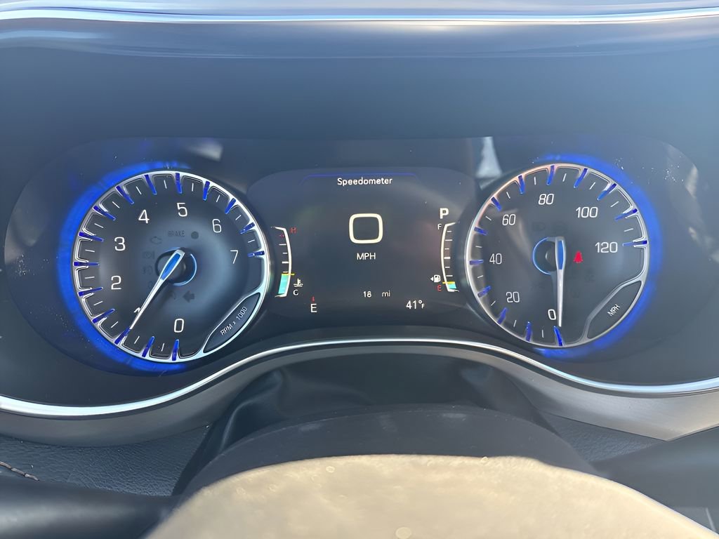 New 2026 Chrysler Pacifica Pinnacle image 37