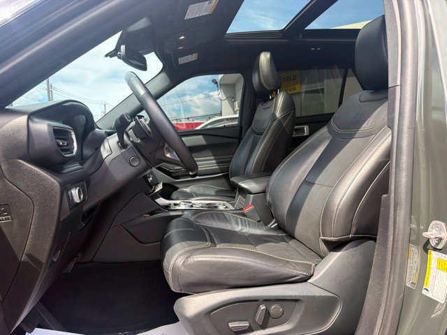 Used 2022 Ford Explorer ST w/ Equipment Group 401A AWD/4WD image 9