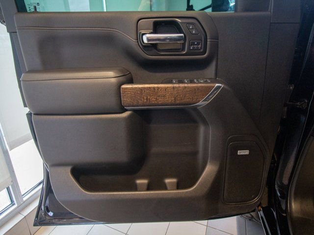 Used 2022 GMC Sierra 2500 Denali image 8