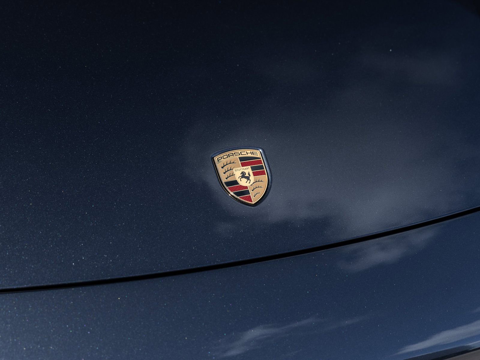 New 2025 Porsche Macan 4S Electric image 19