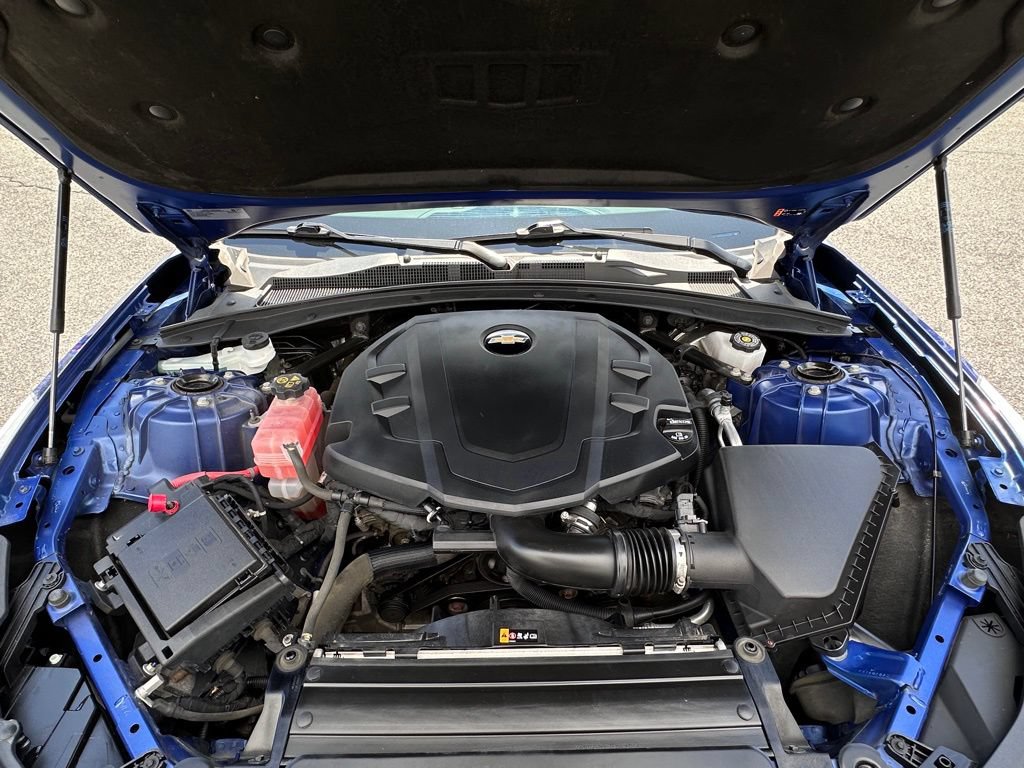 Certified 2021 Chevrolet Camaro LT RWD image 36