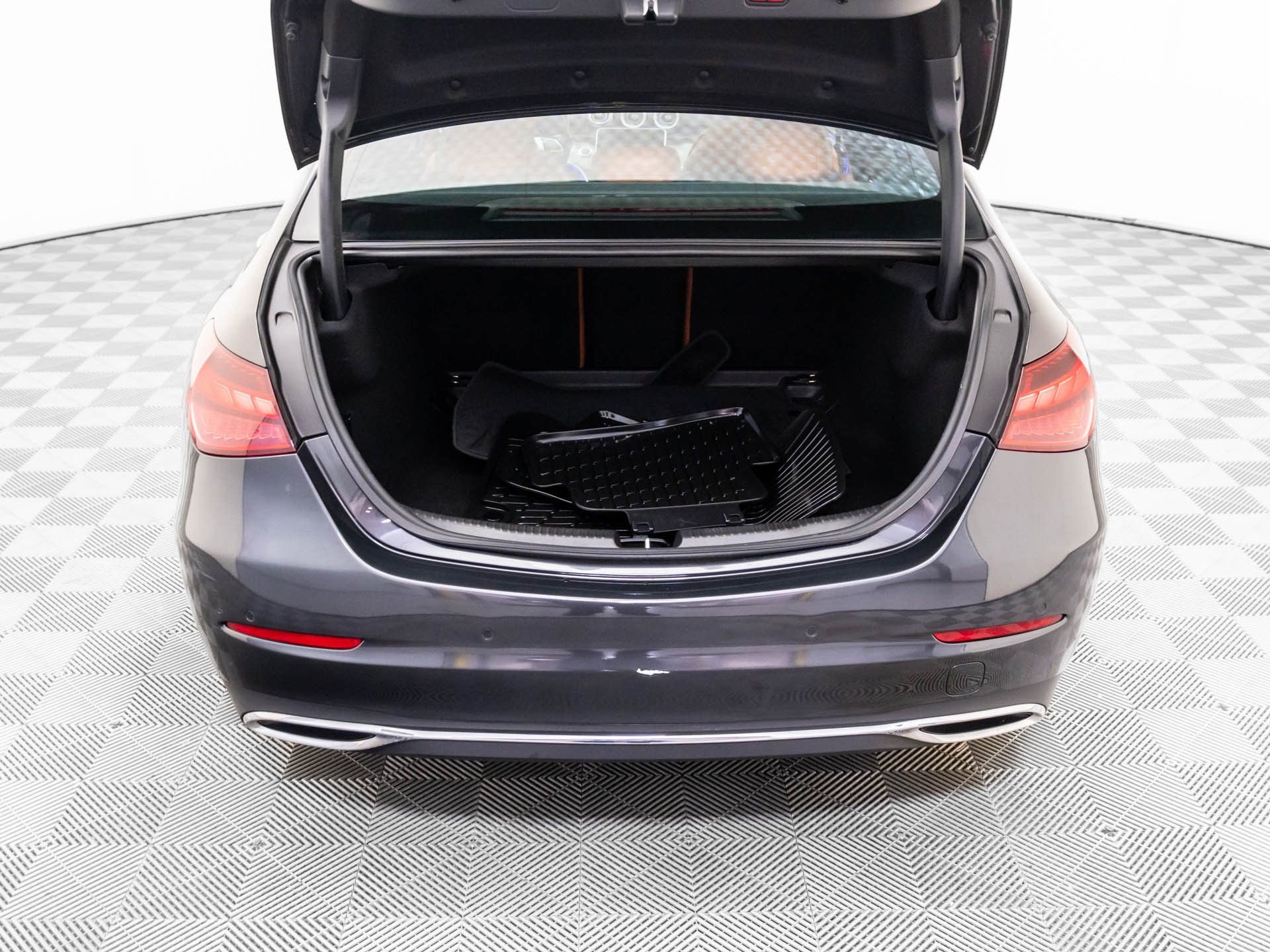 Certified 2023 Mercedes-Benz C 300 4MATIC Sedan image 34