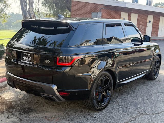Used 2018 Land Rover Range Rover Sport HSE image 17