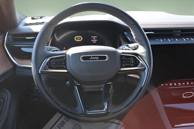 New 2026 Jeep Grand Cherokee L Summit image 10