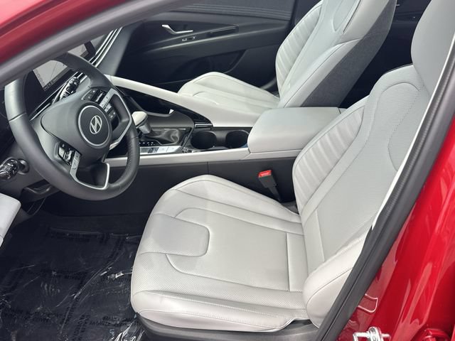 Certified 2024 Hyundai Elantra Limited FWD image 18