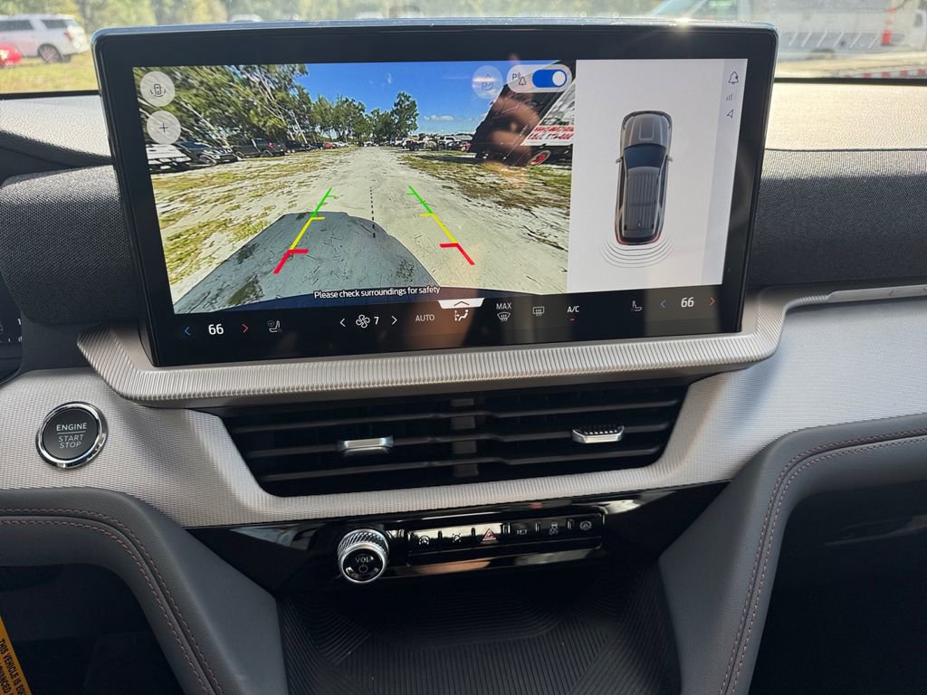 New 2026 Ford Explorer Active w/ Active Comfort Package image 35
