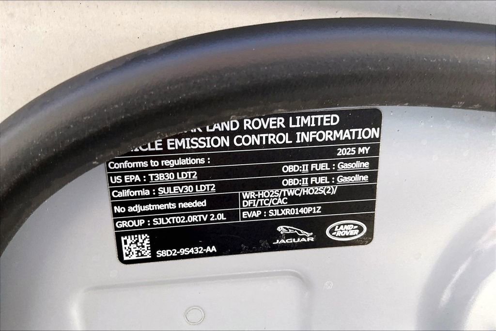 Used 2025 Land Rover Range Rover Evoque S image 31