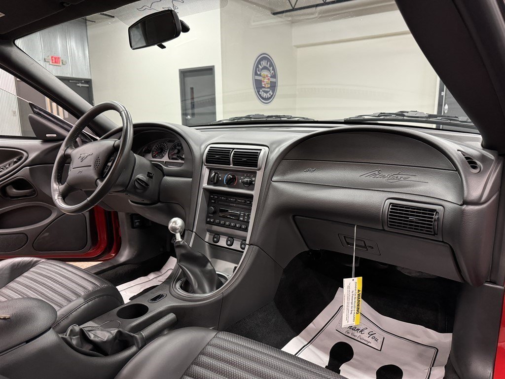 Used 2003 Ford Mustang Mach 1 RWD image 32