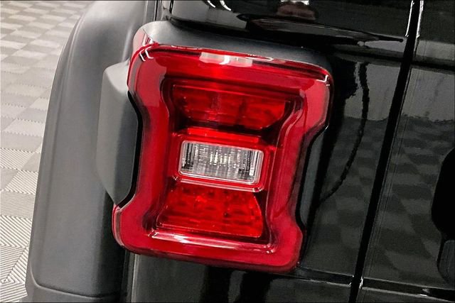 Used 2025 Jeep Wrangler Unlimited Rubicon 4xe w/ Safety Group image 33